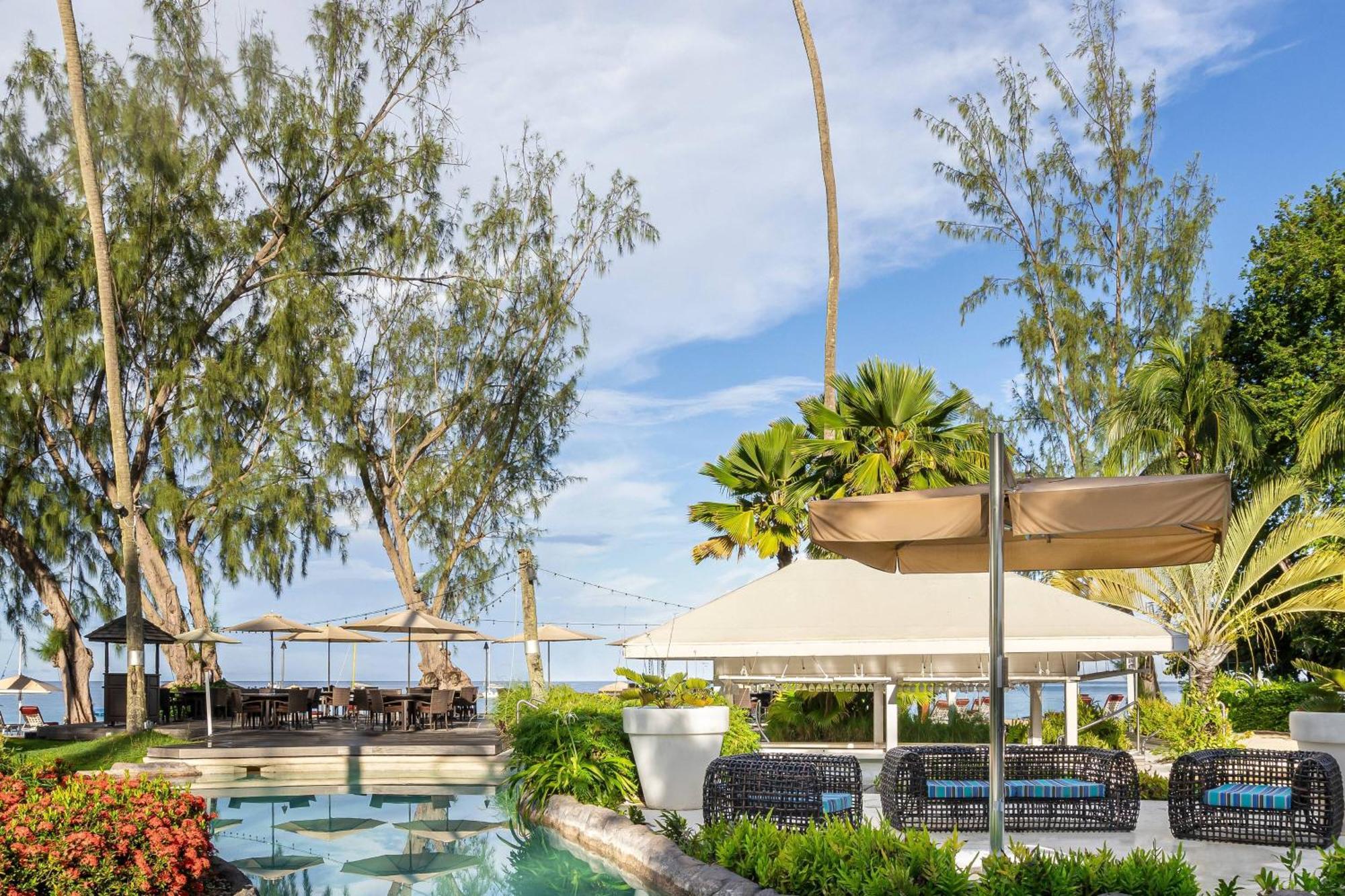 Colony Club By Elegant Hotels Saint James Exterior photo